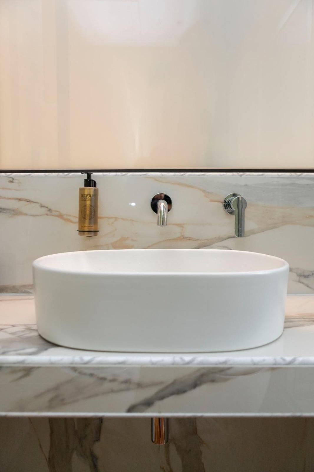 רומא San Pietro Luxury Rooms מראה חיצוני תמונה